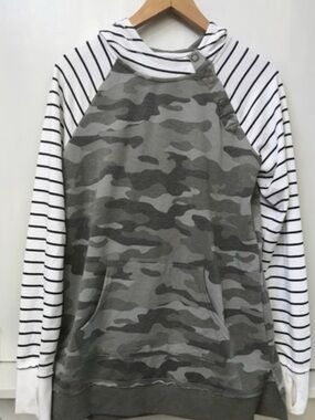 Maurices Gray Camo Pullover Hoodie with White Stripe Sleeves